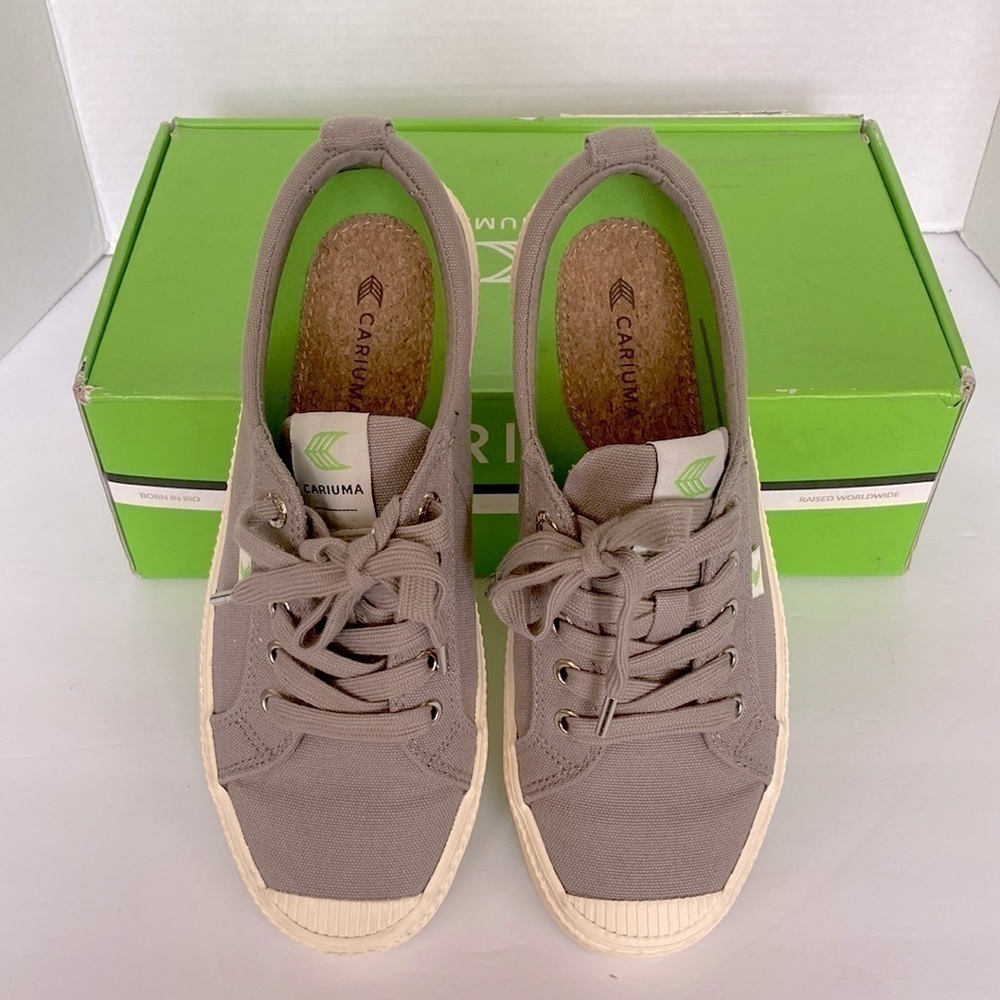 Cariuma Canvas Shoe Unisex Mystic Grey Low Top Size 8 Women 6.5 Men
